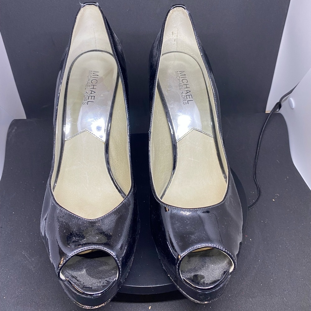 Michael Kors Glossy Black Patent Peep Toe Heels EUC Size 9.5